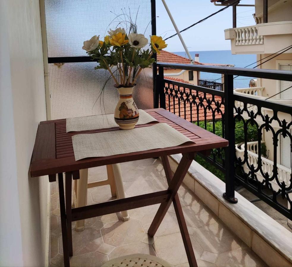 Διαμέρισμα Για Οικογένεια Με Θέα Την Θάλασσα Apartman Arkúdi Kültér fotó
